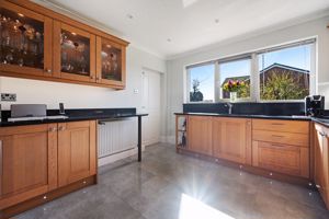 Photo 19- click for photo gallery